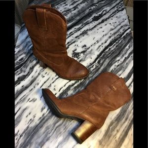 Born Crown brown leather boots NWT/ 7.5